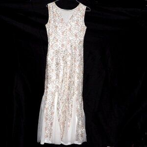 Beautiful Candalite Sequined V Neck Formal Dress Size Small